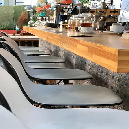 Avenue Kyrenia (Northern Cyprus)