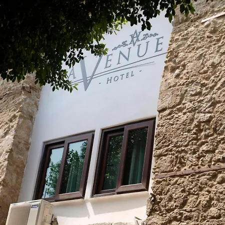Avenue Hotel